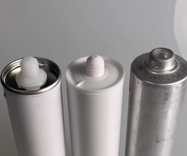 How to identify the type of sealant by looking at the sealant bottle
